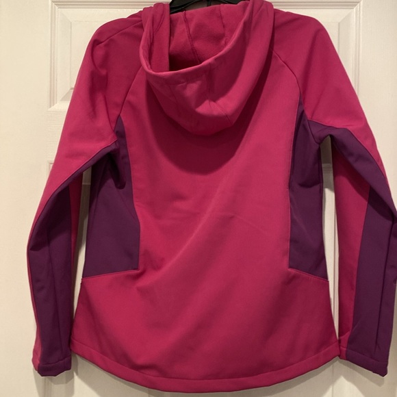NWT! ASICS hooded softshell jacket!  💕 - Picture 5 of 7